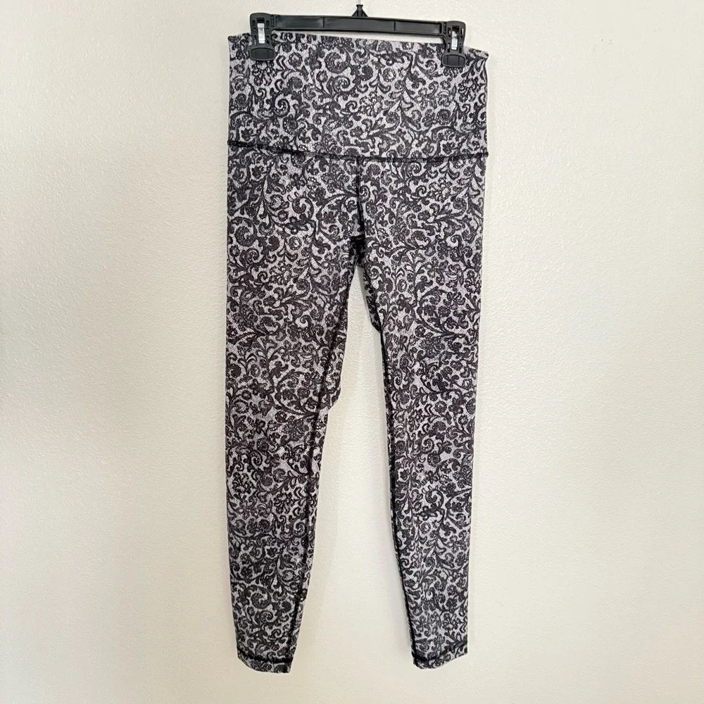 Lululemon‎ Wunder Under Leggings